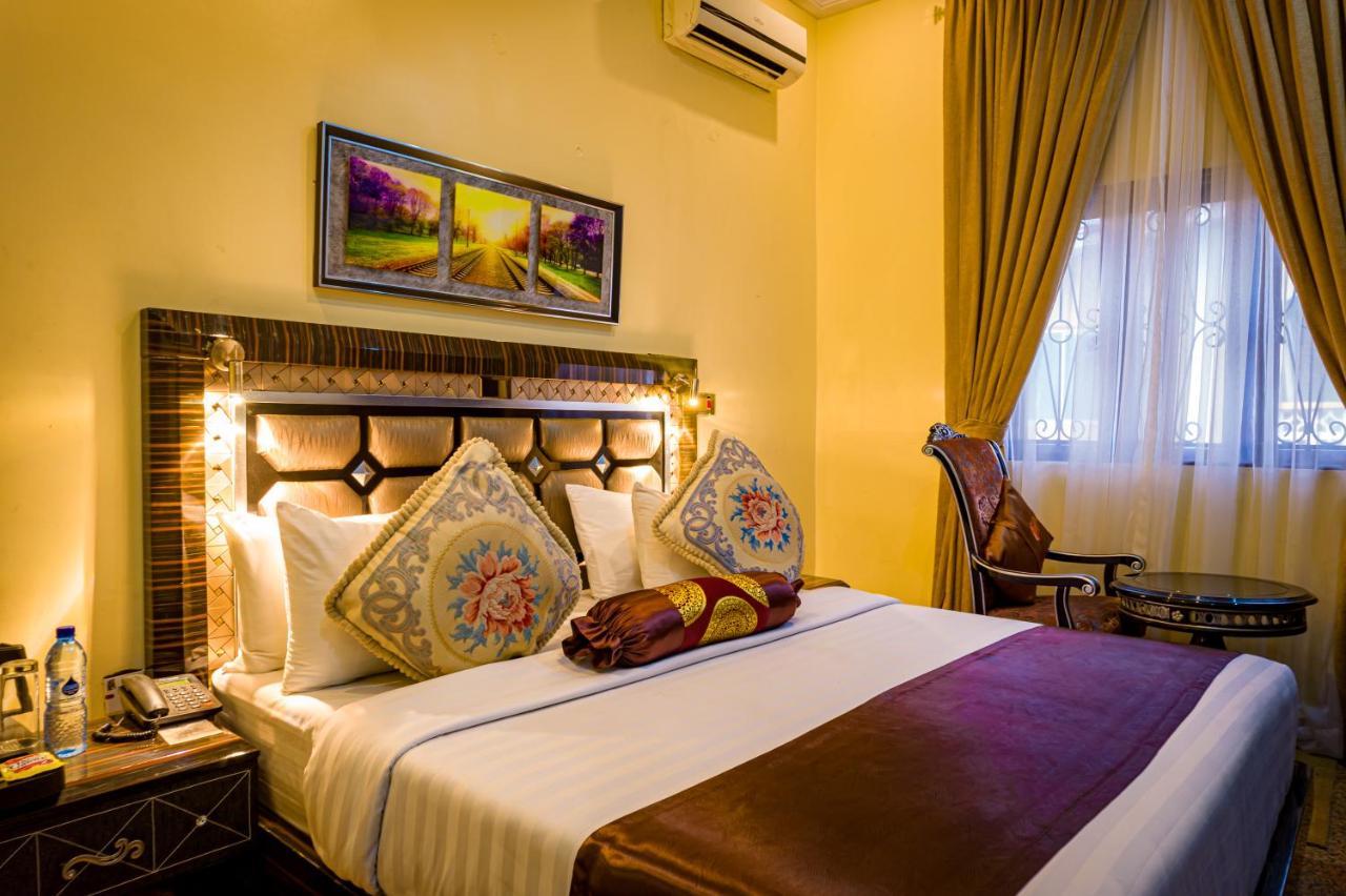 Ibd International Hotels Abeokuta Buitenkant foto