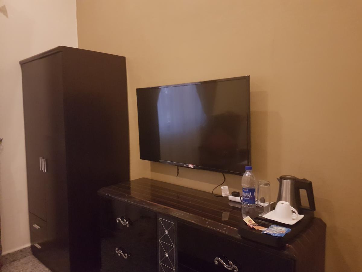 Ibd International Hotels Abeokuta Buitenkant foto